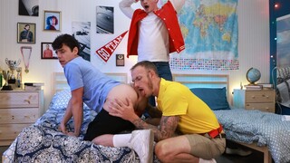 Ass-To-Mouth with Freshman - лучшее порно 24/7 на HOTSEXVIDEOS24.COM