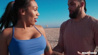 Roller Girl's Big Tits Bounce - лучшее порно 24/7 на HOTSEXVIDEOS24.COM