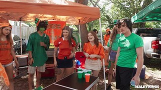 Tailgating with Katerina Deville and Friends - лучшее порно 24/7 на HOTSEXVIDEOS24.COM