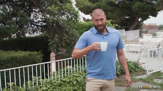 European Beauty Ema Karter Enjoys Big Cock - смотрите горячие секс видео на HOTSEXVIDEOS24.COM