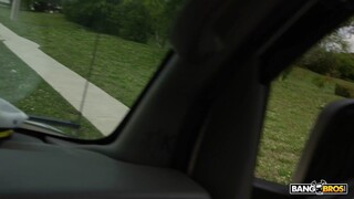 Tony Rubino Pounds Kait Doggystyle in Car - лучшее порно 24/7 на HOTSEXVIDEOS24.COM