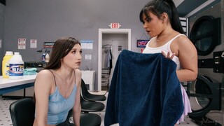 69 Ways to Get Satisfied - лучшее порно 24/7 на HOTSEXVIDEOS24.COM