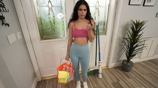 Maid's Sexy Payday - лучшее порно 24/7 на HOTSEXVIDEOS24.COM