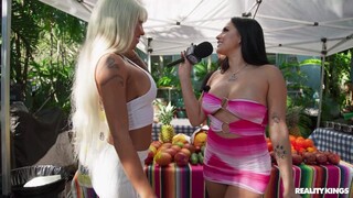 Chatting Up - Athletic Asian Chicks - лучшее порно 24/7 на HOTSEXVIDEOS24.COM