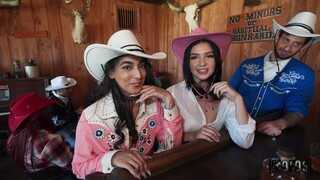 Nighttime Nymphomania at the Bar - лучшее порно 24/7 на HOTSEXVIDEOS24.COM