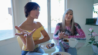  Lesbian Fun with Gam Gam - лучшее порно 24/7 на HOTSEXVIDEOS24.COM