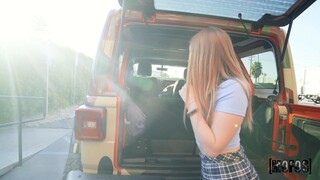 Pushing Her to Give a Blowjob - лучшее порно 24/7 на HOTSEXVIDEOS24.COM
