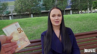 Thong-Wearing Girl's Public Sex - лучшее порно 24/7 на HOTSEXVIDEOS24.COM
