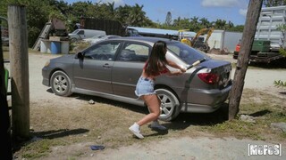 Blonde Bombshell Wreaks Havoc - лучшее порно 24/7 на HOTSEXVIDEOS24.COM