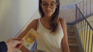 Brazilian Bombshell Heats Up the Room - лучшее порно 24/7 на HOTSEXVIDEOS24.COM
