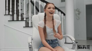 Footjob Fun with Petite Myra - лучшее порно 24/7 на HOTSEXVIDEOS24.COM