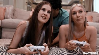 Blonde Lesbian GF Cheats with Gamer Roommate - лучшее порно 24/7 на HOTSEXVIDEOS24.COM