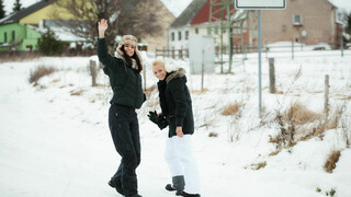 Snow Much Fun: Panties and Nipples Galore - лучшее порно 24/7 на HOTSEXVIDEOS24.COM