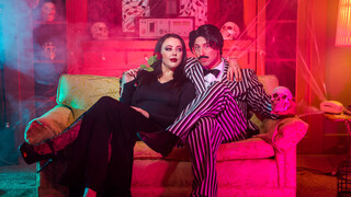 Whitney and Friends Get Naughty - лучшее порно 24/7 на HOTSEXVIDEOS24.COM