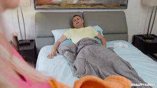  Sydney Paige's Big Natural Tits Bounce in Doggystyle - лучшее порно 24/7 на HOTSEXVIDEOS24.COM