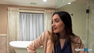 Mom Can't Compare to Sera - смотрите горячие секс видео на HOTSEXVIDEOS24.COM