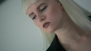 Blonde Babe Alice Crowley in Bra and Dildo - лучшее порно 24/7 на HOTSEXVIDEOS24.COM