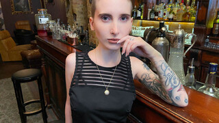 Brunette Lou Nesbit Gets Pierced - лучшее порно 24/7 на HOTSEXVIDEOS24.COM